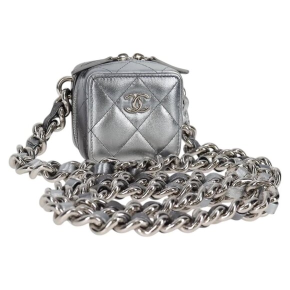 CHANEL Matelasse Chain Shoulder Bag Lamb Skin Silver CC Auth MX038AM - Picture 1 of 16